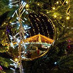 Прикраси Ялинки - гірлянди та іграшки - Blachere Illumination (Франція), Київ, Україна 2023